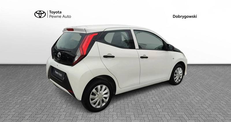 Toyota Aygo cena 39900 przebieg: 44154, rok produkcji 2019 z Szczucin małe 211